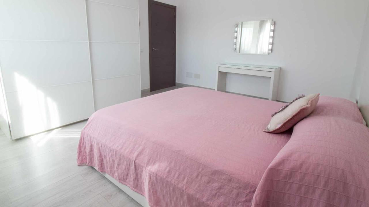 Villa MyJ Casa de lujo en la Campiña de Sevilla La Puebla de Cazalla Exterior foto